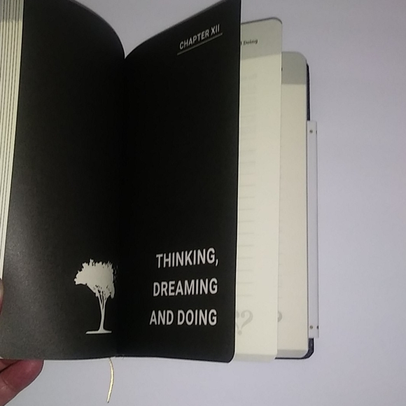 Vertell?S Chapters Journal - Picture 11 of 16